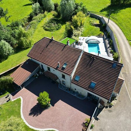 Bed and Breakfast Domaine Le Puits Du Moulin Comberjon Zewnętrze zdjęcie