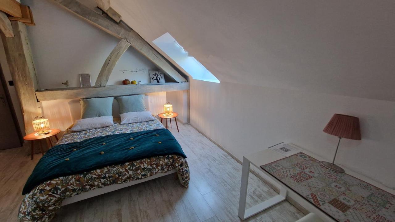 Bed and Breakfast Domaine Le Puits Du Moulin Comberjon Zewnętrze zdjęcie